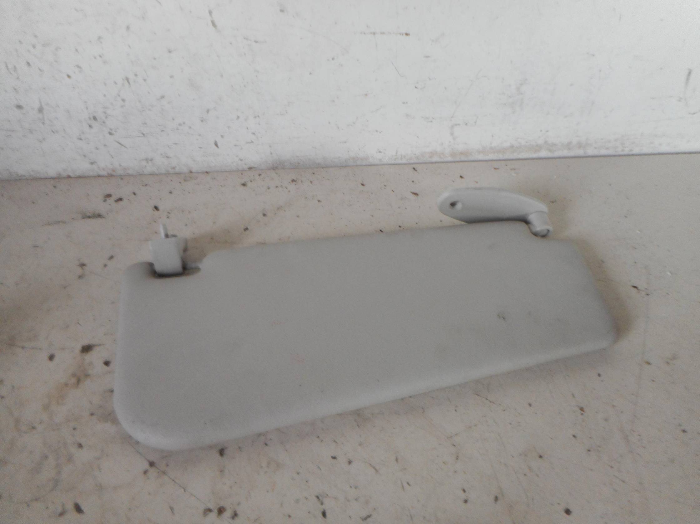 Aletta parasole parabrezza sx.